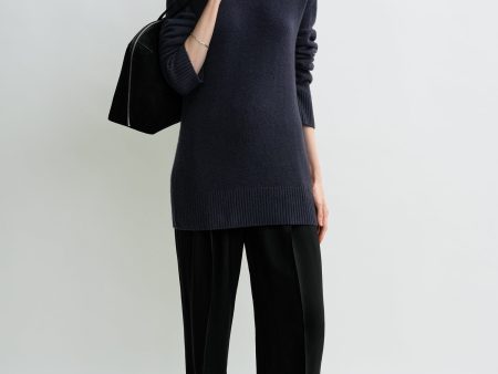 Cashmere turtleneck navy For Sale