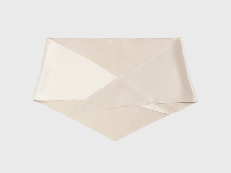 Satin triangle scarf ecru Supply