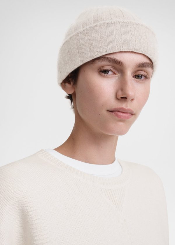 Cashmere beanie macadamia Online now