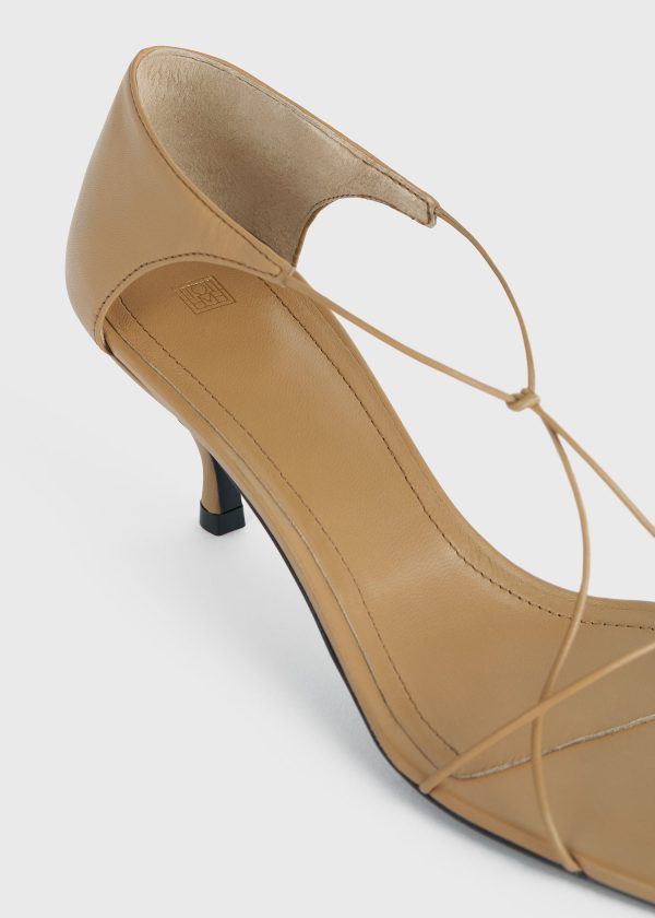 The Leather Knot Sandal caramel Hot on Sale