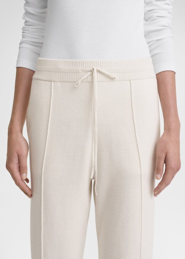 Cotton cashmere sweatpants macadamia Fashion