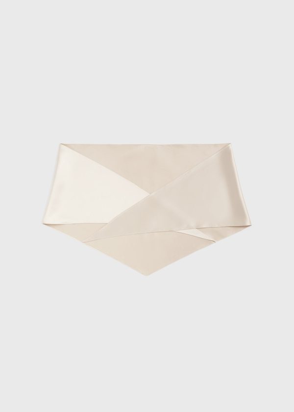 Satin triangle scarf ecru Supply